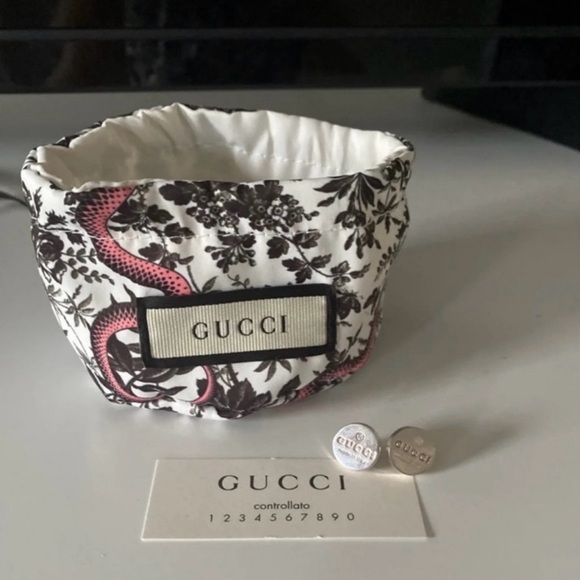 Real Gucci Never worn earrings - Picture 1 of 4